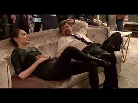 Keeping Up with the Joneses - Behind the Scenes