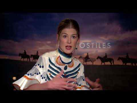 Hostiles - Rosamund Pike Interview Part 2