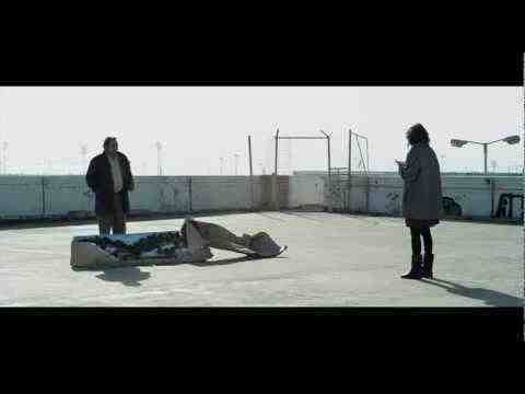 Adikos kosmos - trailer