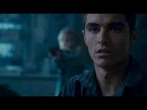 Warm Bodies - Perry Lab-Attack Clip