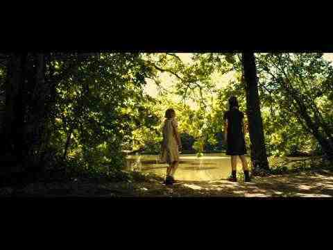 Elle s'appelait Sarah - trailer