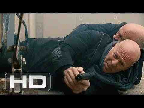Red 2 - Clip 