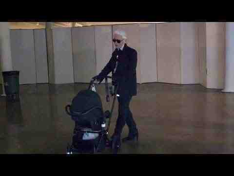 Mademoiselle C - Clip 