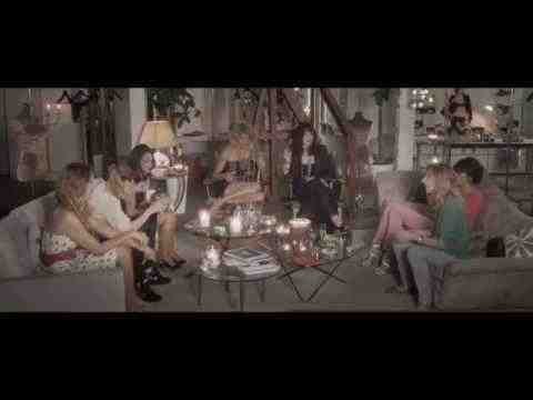 Sous les jupes des filles - trailer