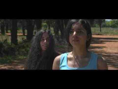 La mosca en la ceniza - trailer